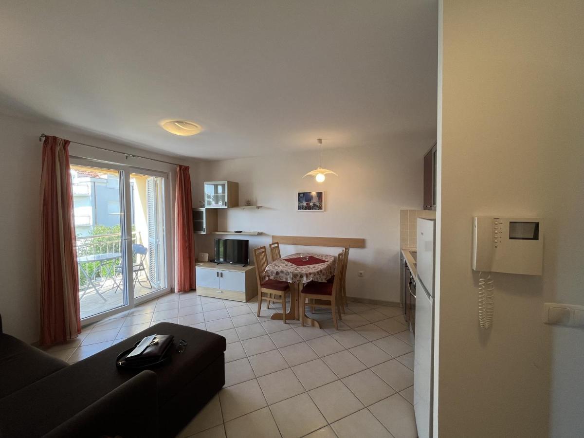 Apartments Diana มาคาร์สกา ภายนอก รูปภาพ